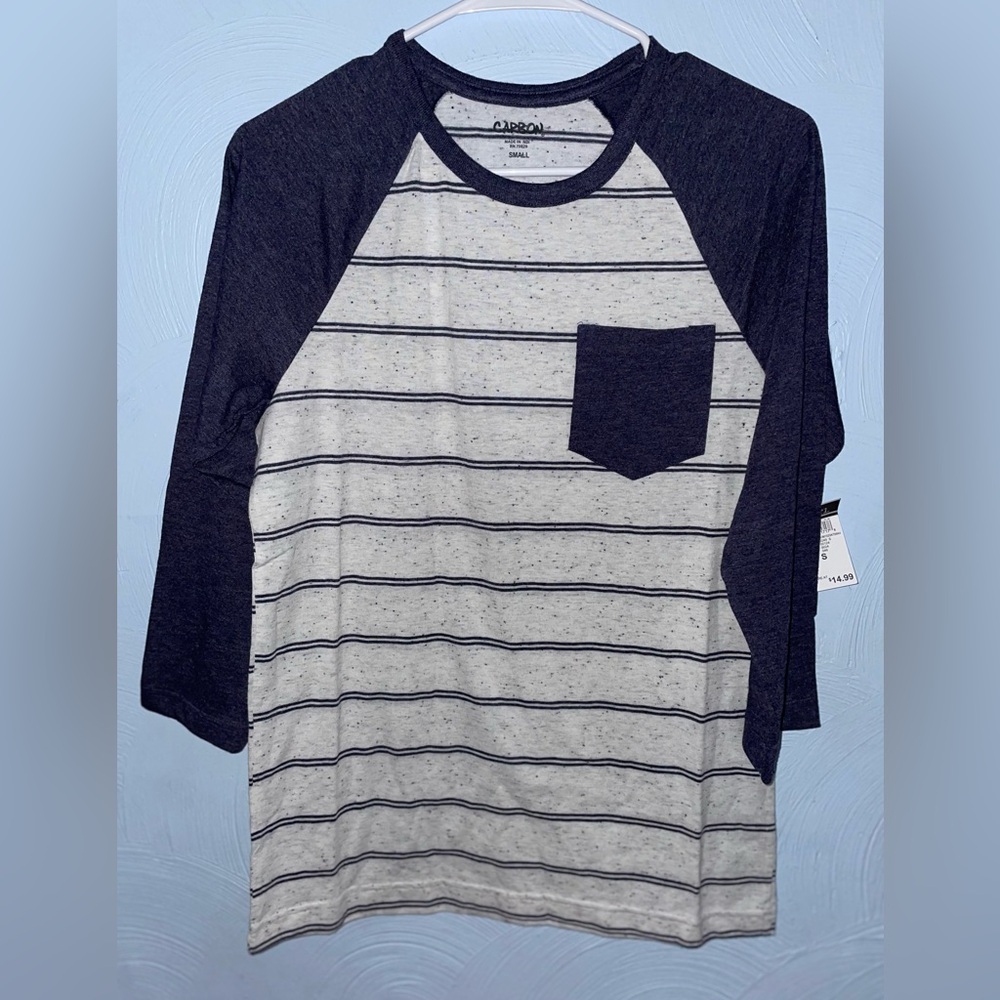 NWT Men’s Small Carbon Long Sleeve Pocket Tee